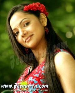 Samvritha Sunil Actress Photos Samvrutha Movies Samvritha ...