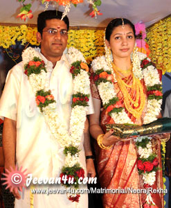 Rekha Wedding Photos on Neeraj Rekha Marriage Album At St Joseph S Auditorium Puthuvely