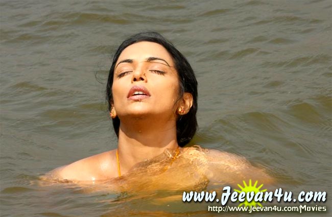 actor bala gunda kayam movie stills bala shweta menon hot photos kayam pics actor bala gunda kayam movie stills bala shweta menon hot photos kayam pics